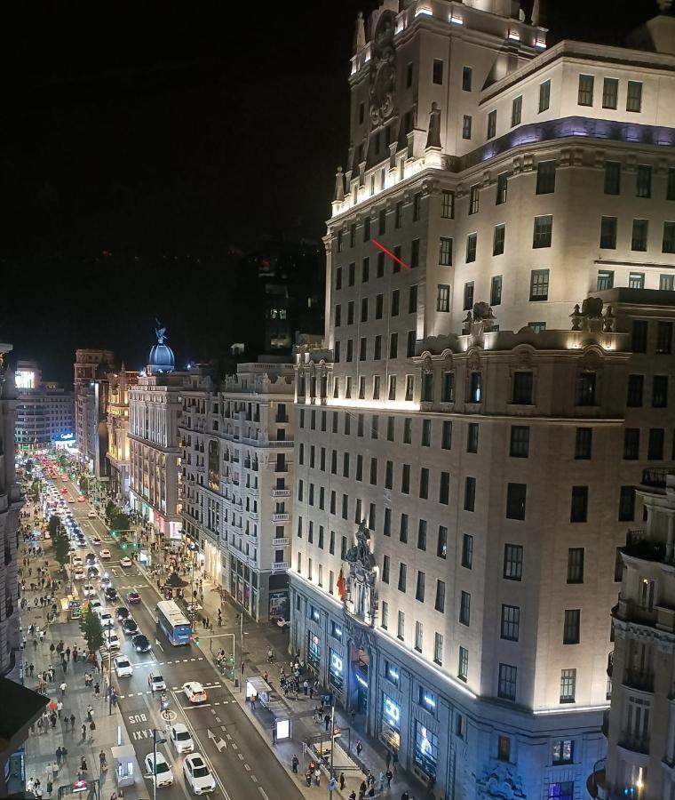 Habitacion En Chueca, Centro De Madrid Eksteriør billede